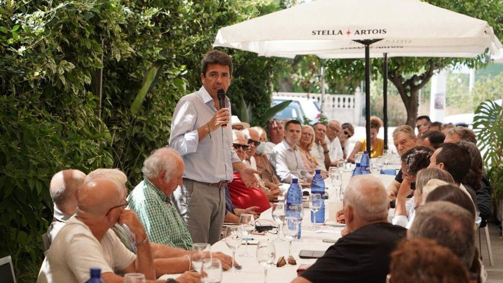 Carlos Mazón s'ha reunit a Sagunt amb alcaldes i portaveus del PP i amb associacions d'afectats dels municipis de costa