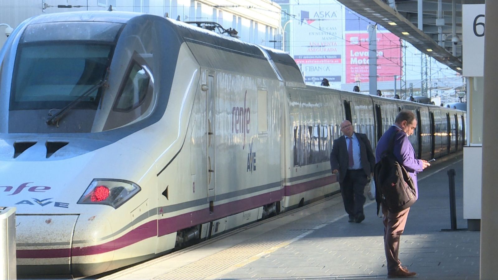 El tren d'alta velocitat entre Madrid i València ha incrementat els passatgers