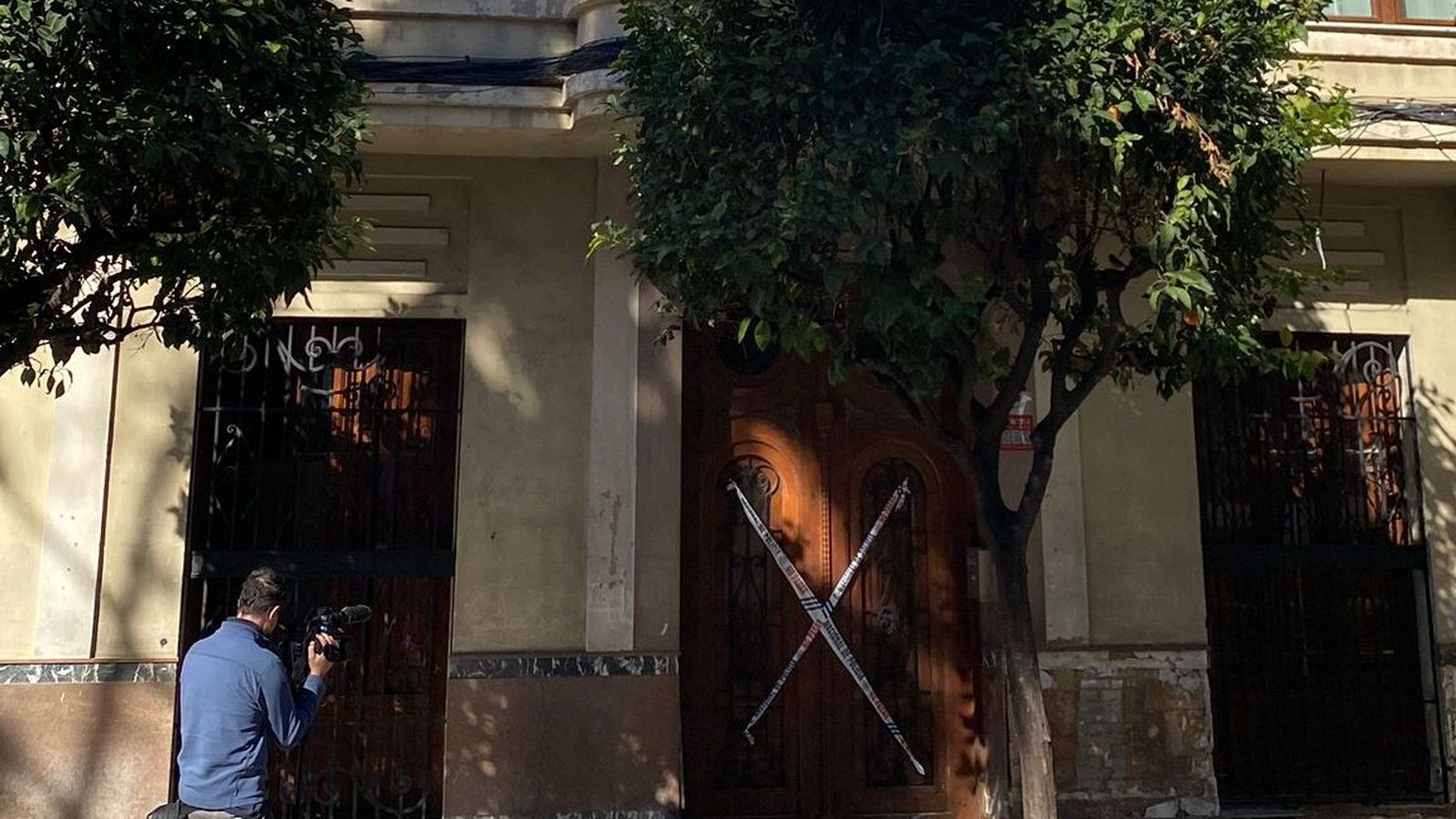 La casa de Torrent on s'ha produït l'accidet mortal del treballador de 40 anys després de caure d'una bastida