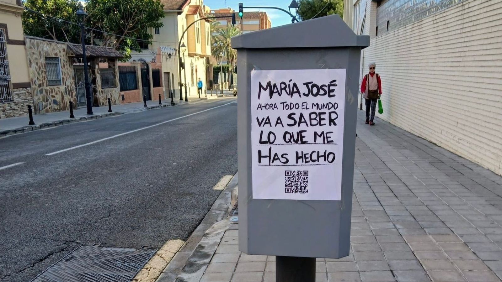 Un dels cartells que ha provocat l'enfrontament polític