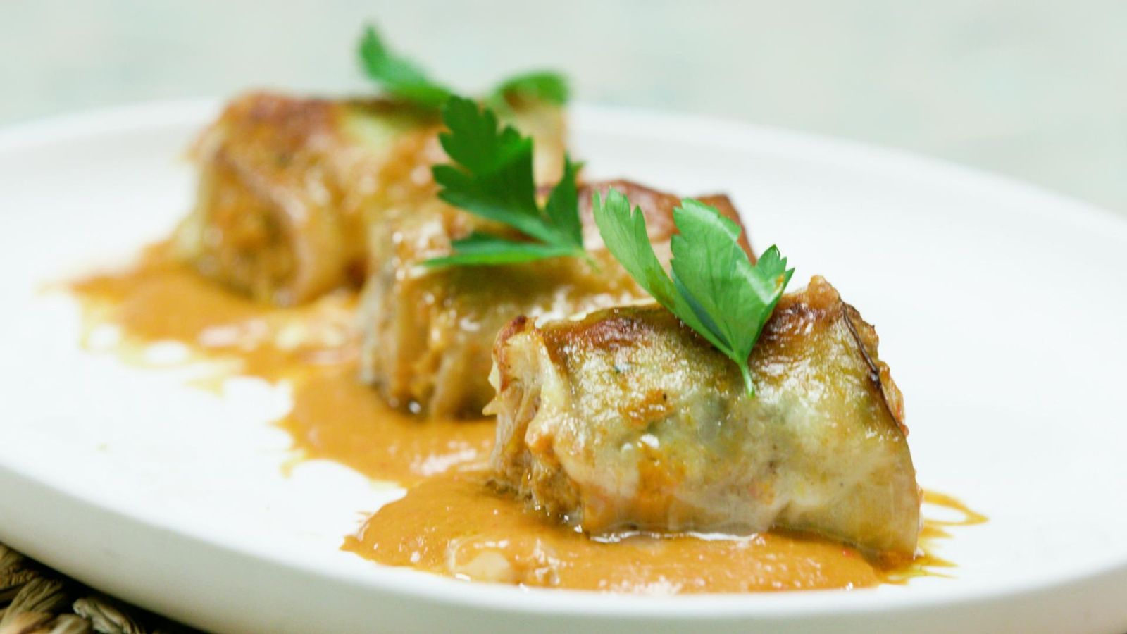 Albergines amb crema de pimentons i formatge