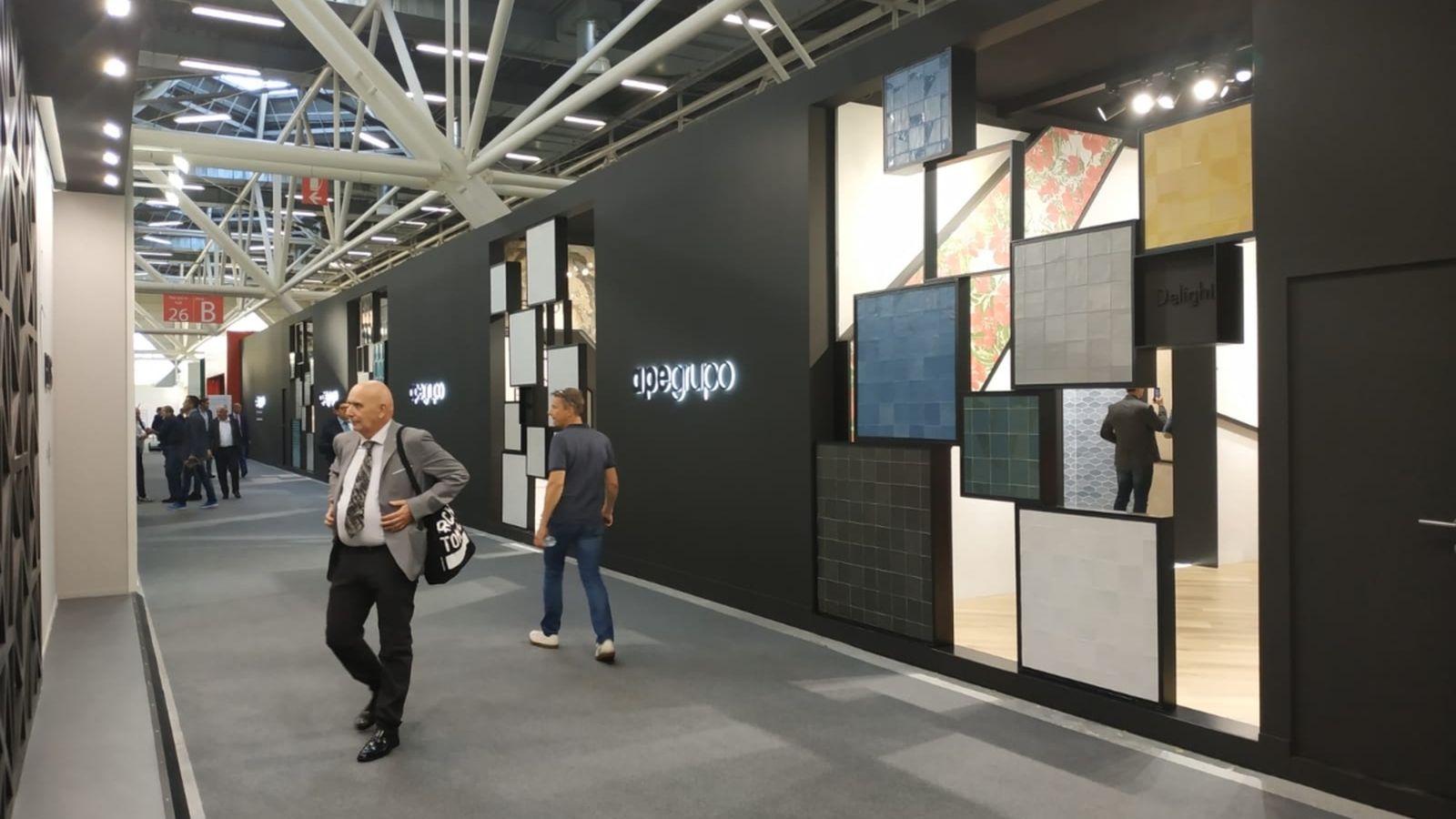 Estand del grup Ape en la fira de Cersaie, a Bolonya (Itàlia)