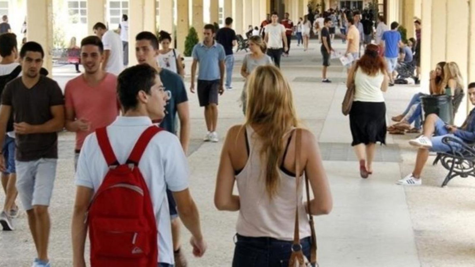 Només un 7,6% dels joves espanyols pot independitzar-se dels seus pares