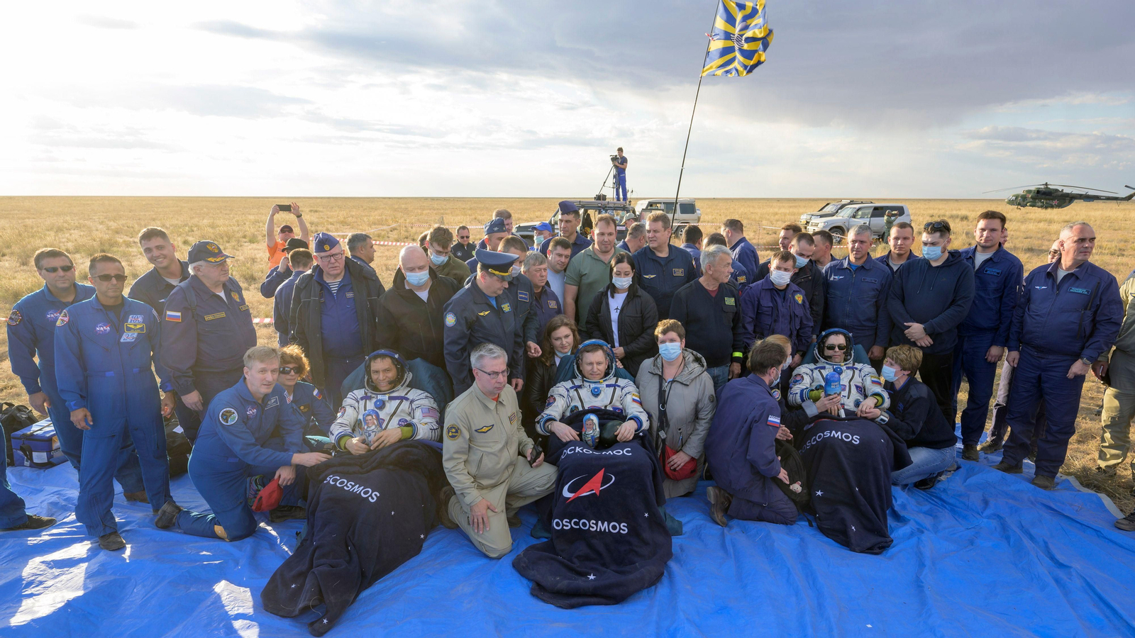 Arribada de l'expedició a bord de la nau Soyuz MS-23