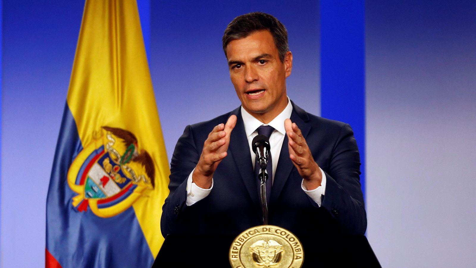 Pedro Sánchez durant la roda de premsa al palau presidencial de Bogotà (Colòmbia)