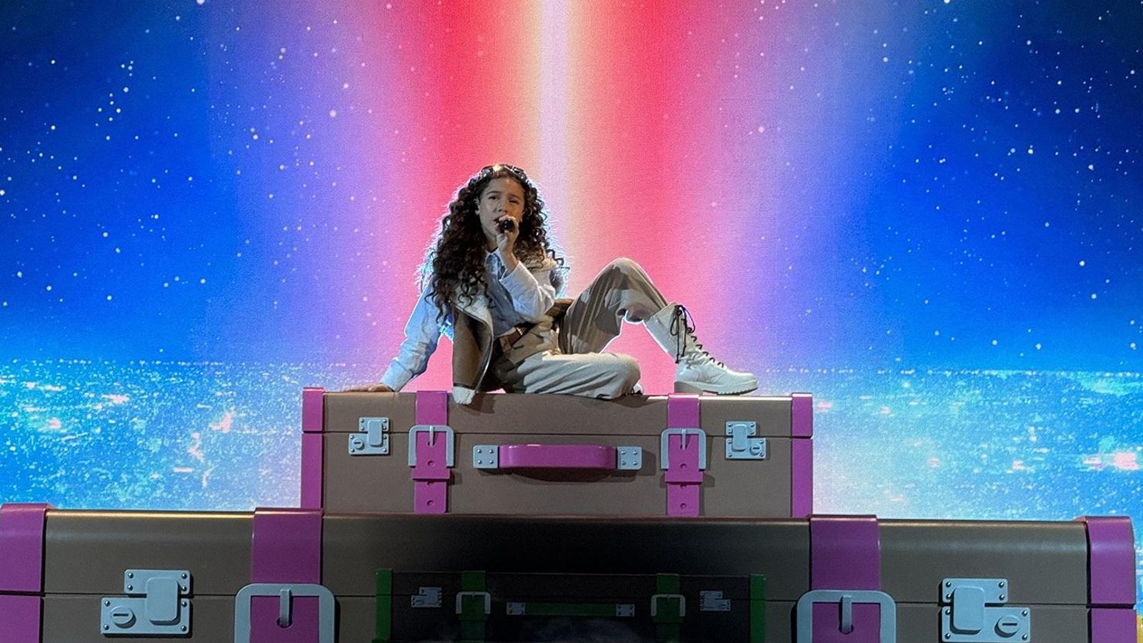 La valenciana Sandra Valero durant la seua actuació en Eurovisió Júnior