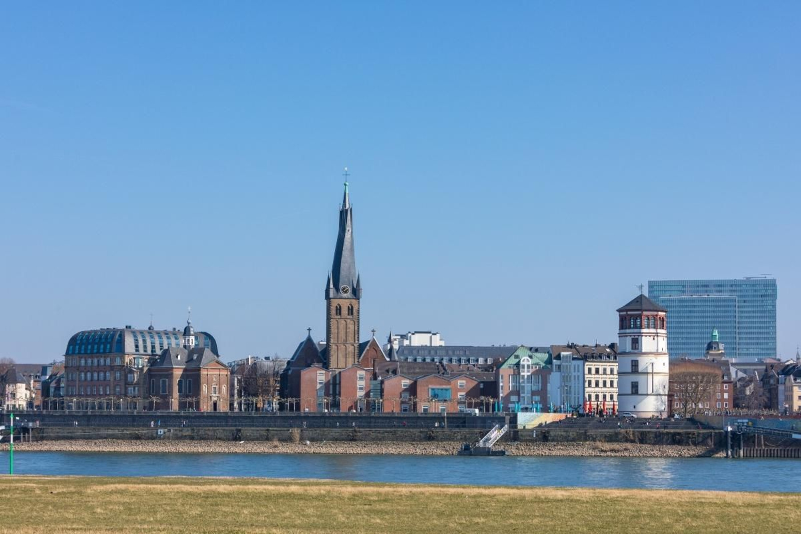 L'església de Sant Lambert és un dels edificis més antics de Düsseldorf