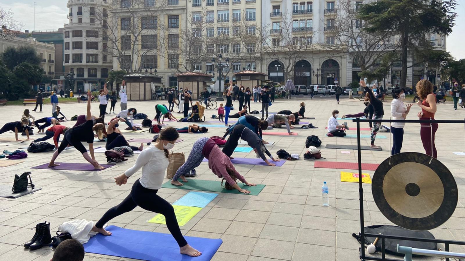 Protesta del sector de l'esport a la plaça de l'Ajuntament de València