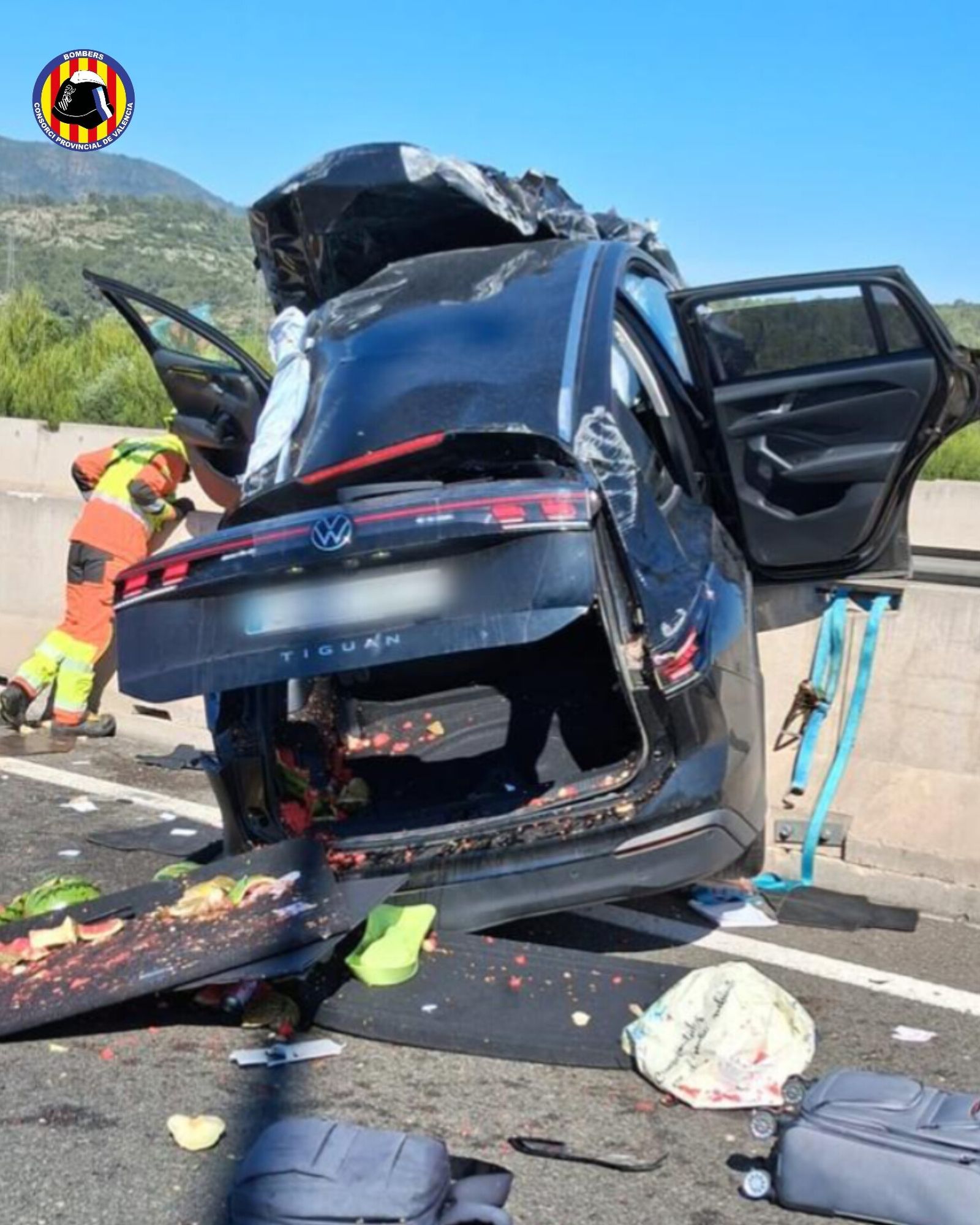 L'estat en què ha quedat el cotxe després de l'accident
