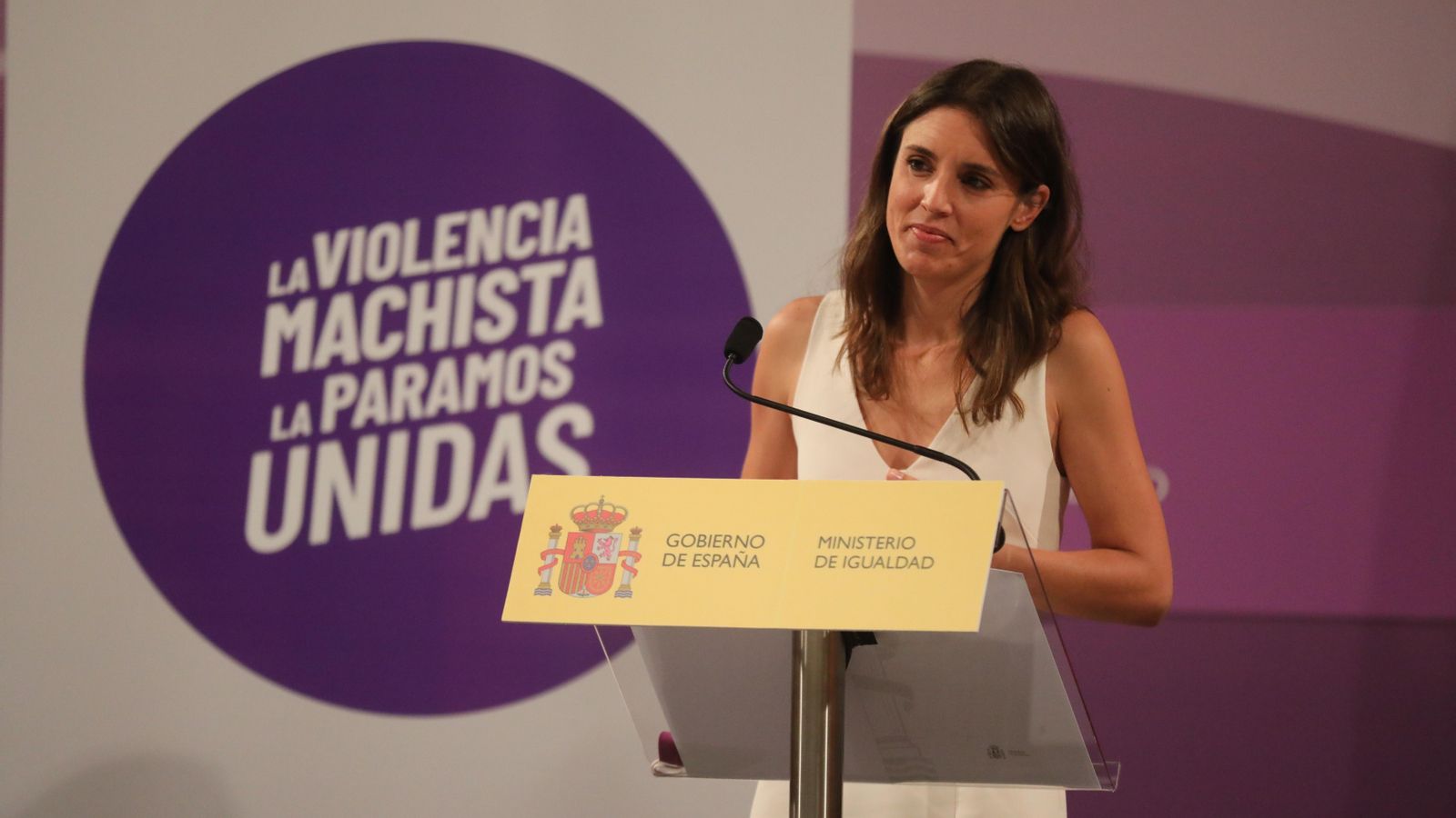 La ministra d'igualtat, Irene Montero, en la presentació de la iniciativa de punts violeta en juliol de 2021