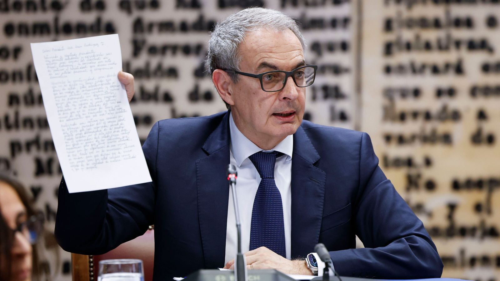 L'expresident del govern espanyol, José Luis Rodríguez Zapatero, en la compareixença a la comissió del Senat