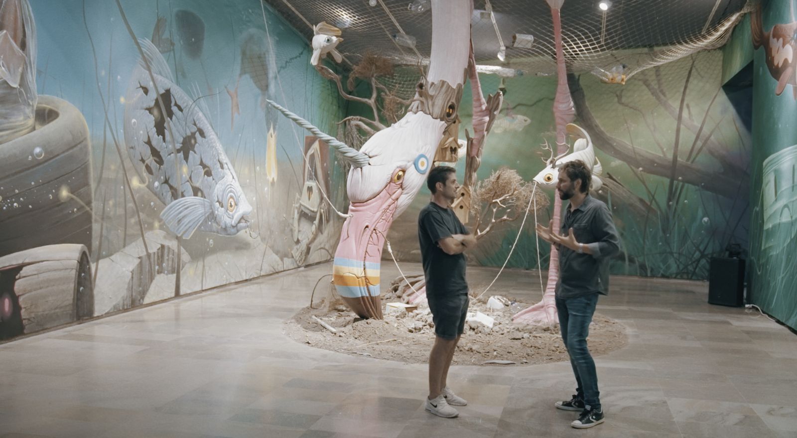 El programa s'endinsa en les claus surrealistes de l’obra d’Antoni Segura, Dulk, autor de la falla que es plantarà a la Plaça de l’Ajuntament de València al 2022