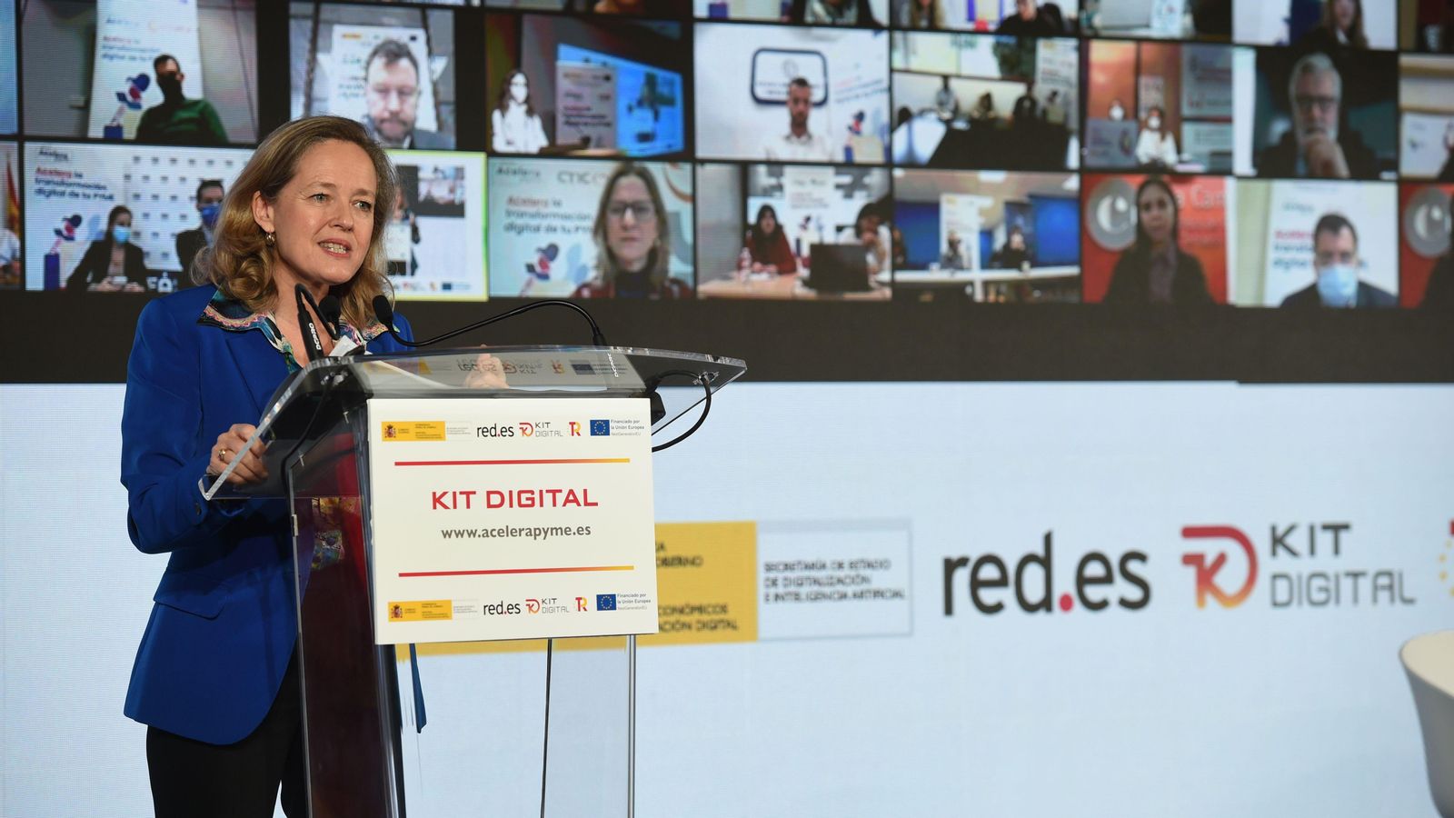 La ministra d'Assumptes Econòmics, Nadia Calviño, en la presentació del Kit Digital el novembre passat