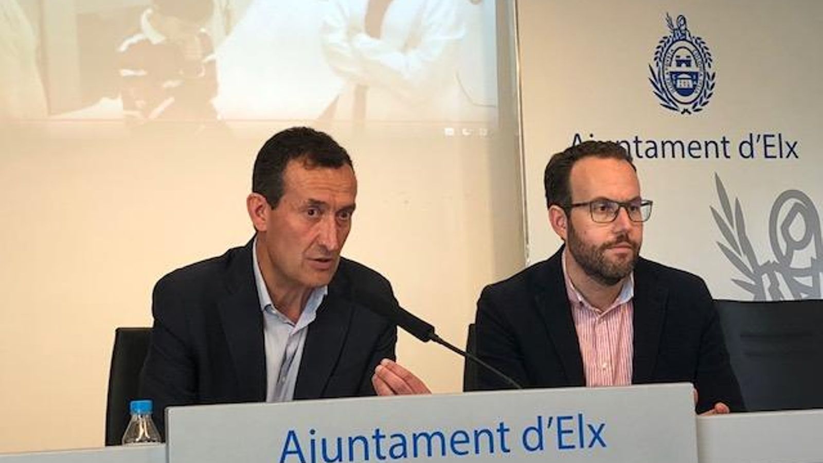 L'alcalde, Carlos González, i el regidor de Promoció Econòmica, Héctor Díez