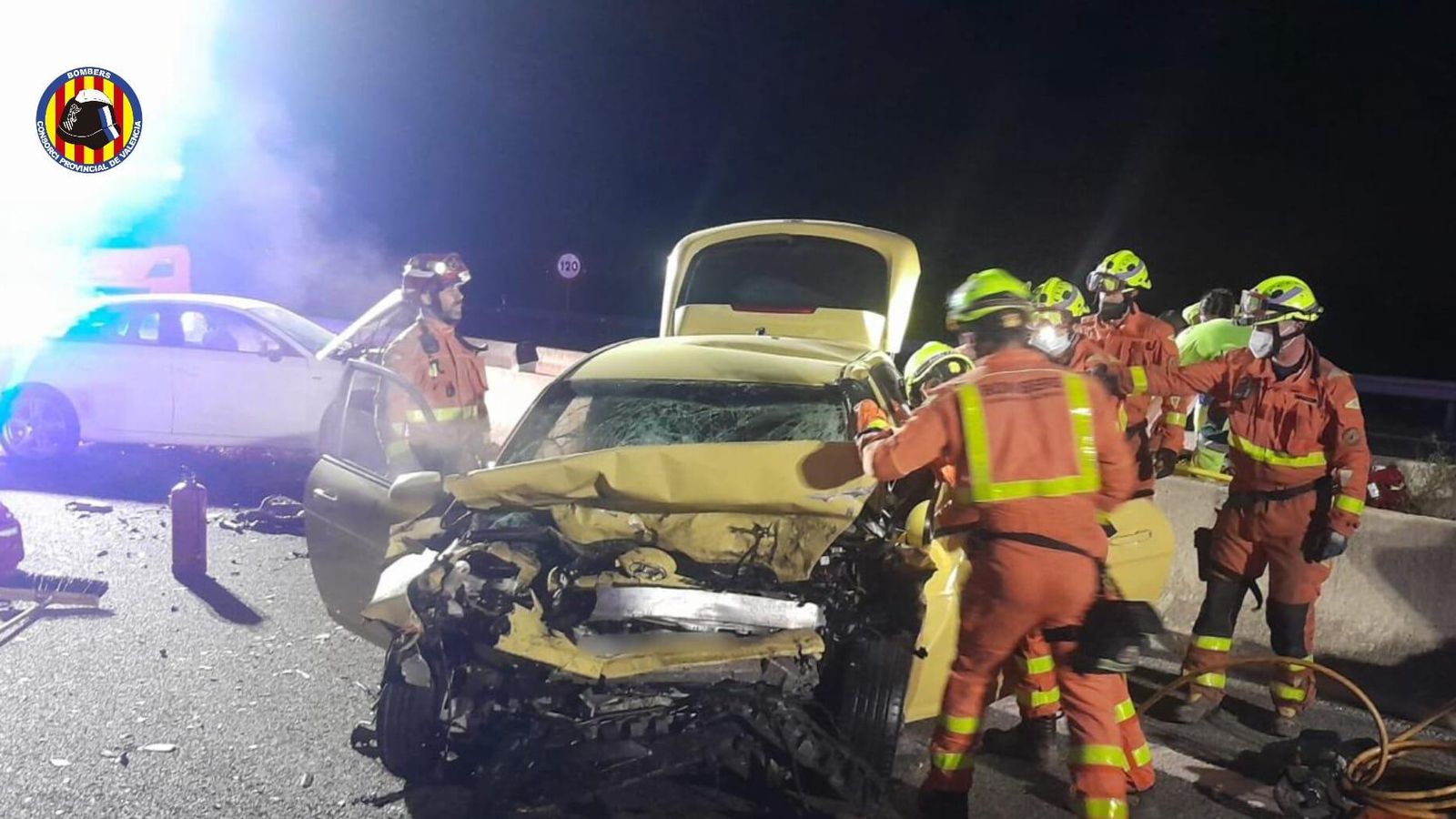 Moment de la intervenció dels bombers