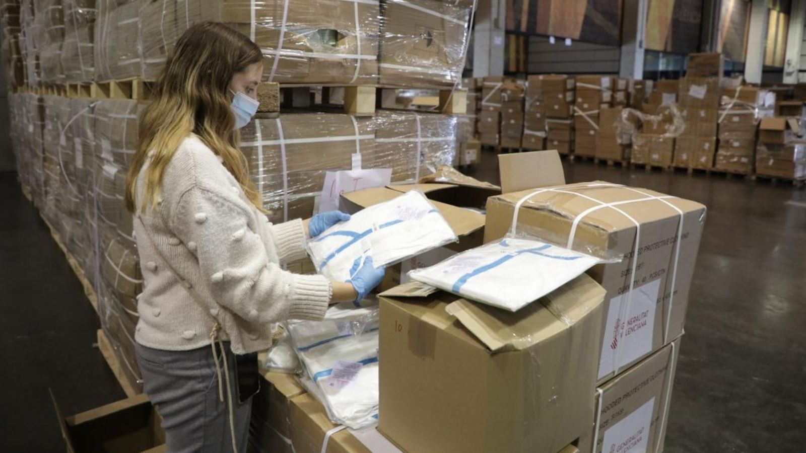 El material es distribuirà als magatzems de Castelló i d'Alacant per a cobrir les necessitats de tots els hospitals i residències