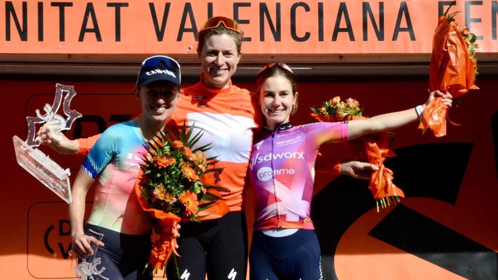 El pòdium final de la Volta