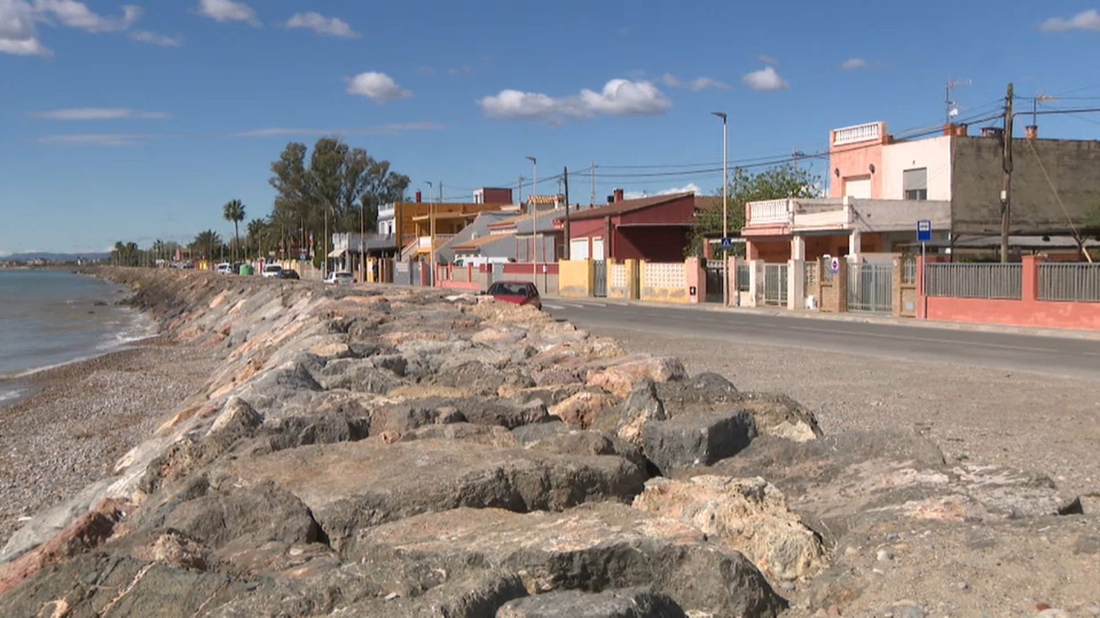 El ple de l'Ajuntament de Nules aprova per unanimitat demandar la Generalitat i l’Ajuntament de Borriana per la regressió de la costa