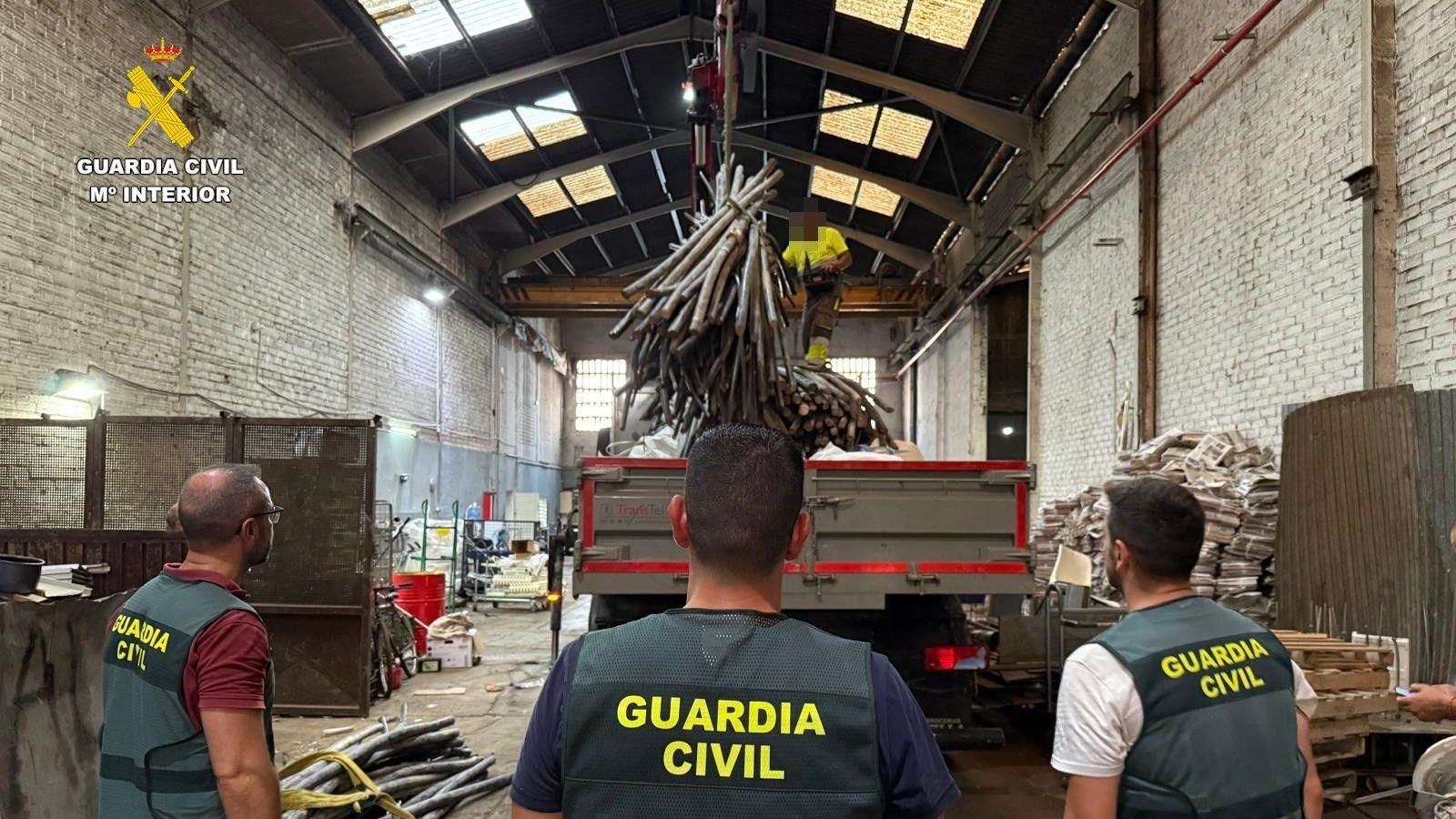 Tones de coure intervingudes pels agents