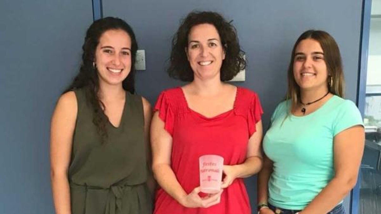 Almenara fomenta l\'ús dels gots reutilitzables durant les festes patronals