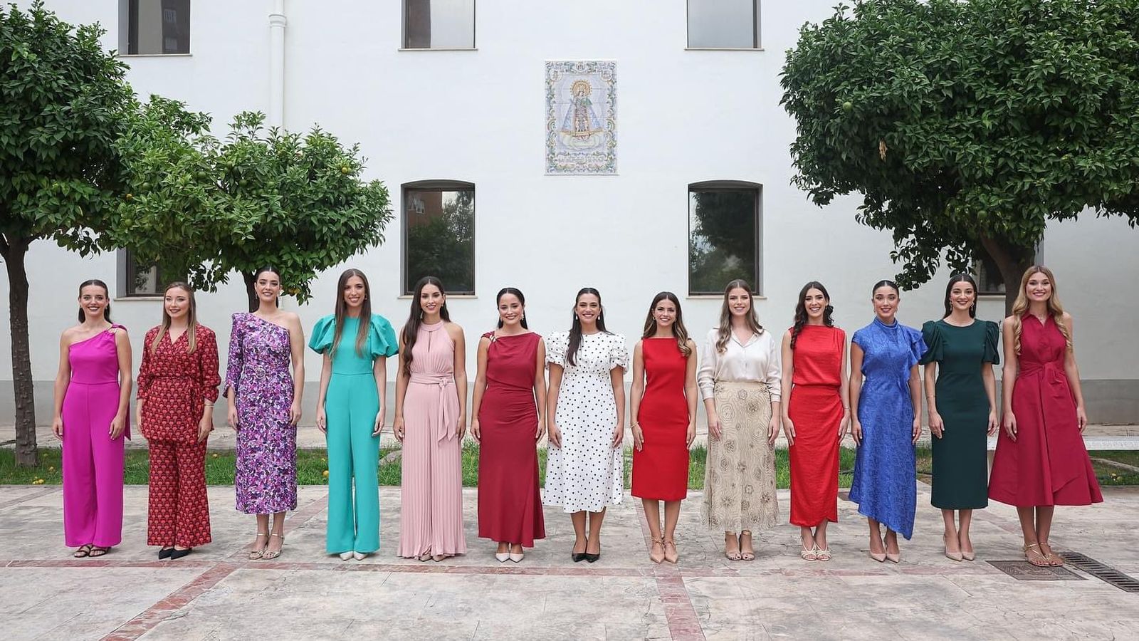 Les 13 candidates a fallera major de València
