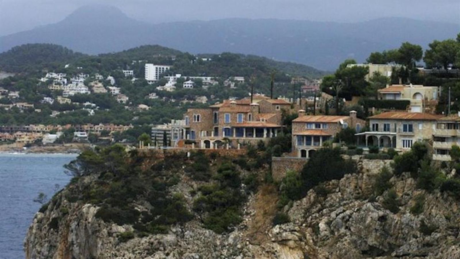 Els estrangers realitzen 4 de cada 10 contractes de compravenda a Espanya