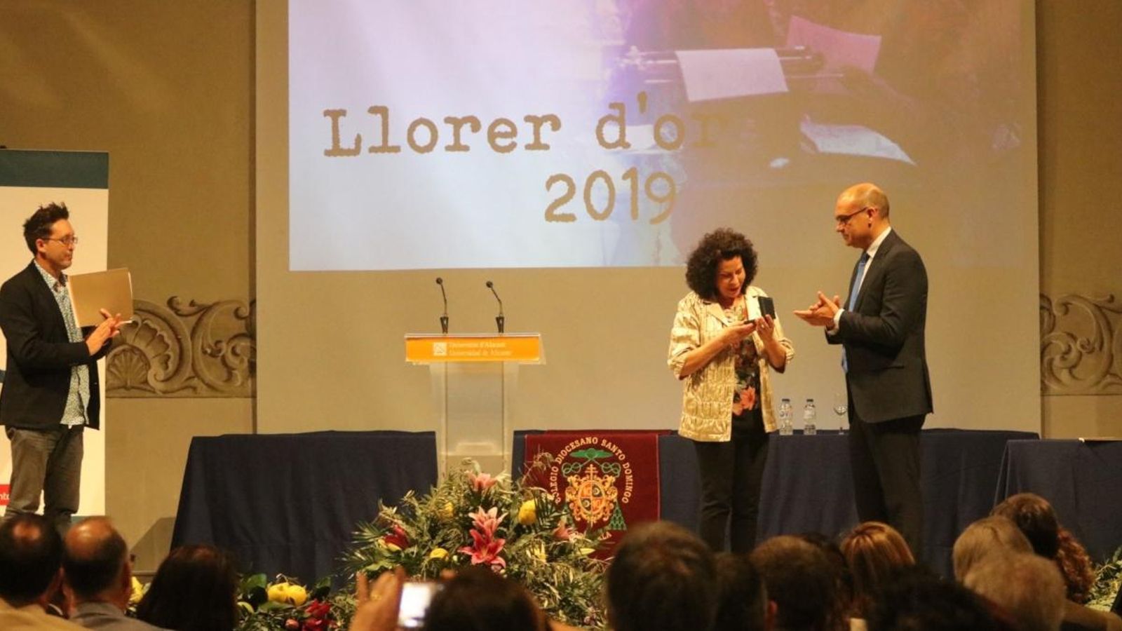 La Universitat d’Alacant distingeix Miguel Hernández amb el Llorer d’Or a títol pòstum