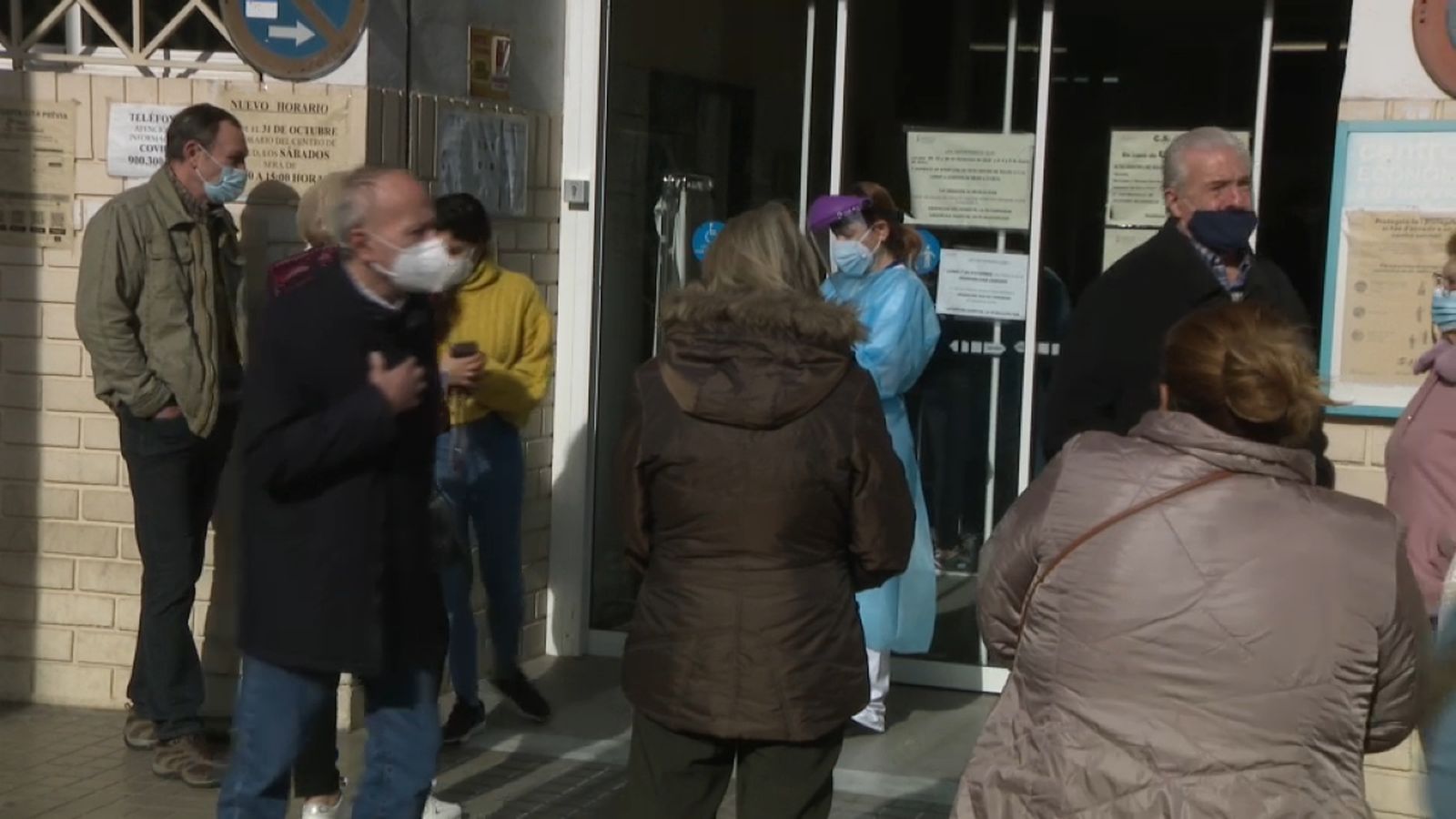 Cues al centre de salut Just Ramírez de València