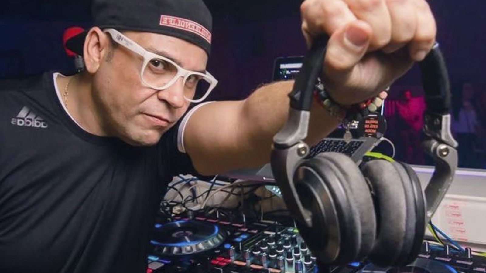 03.04.2020 | Sessió amb DJ Tururú