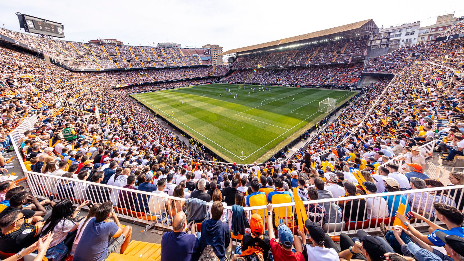 Estadi de Mestalla durant un partit