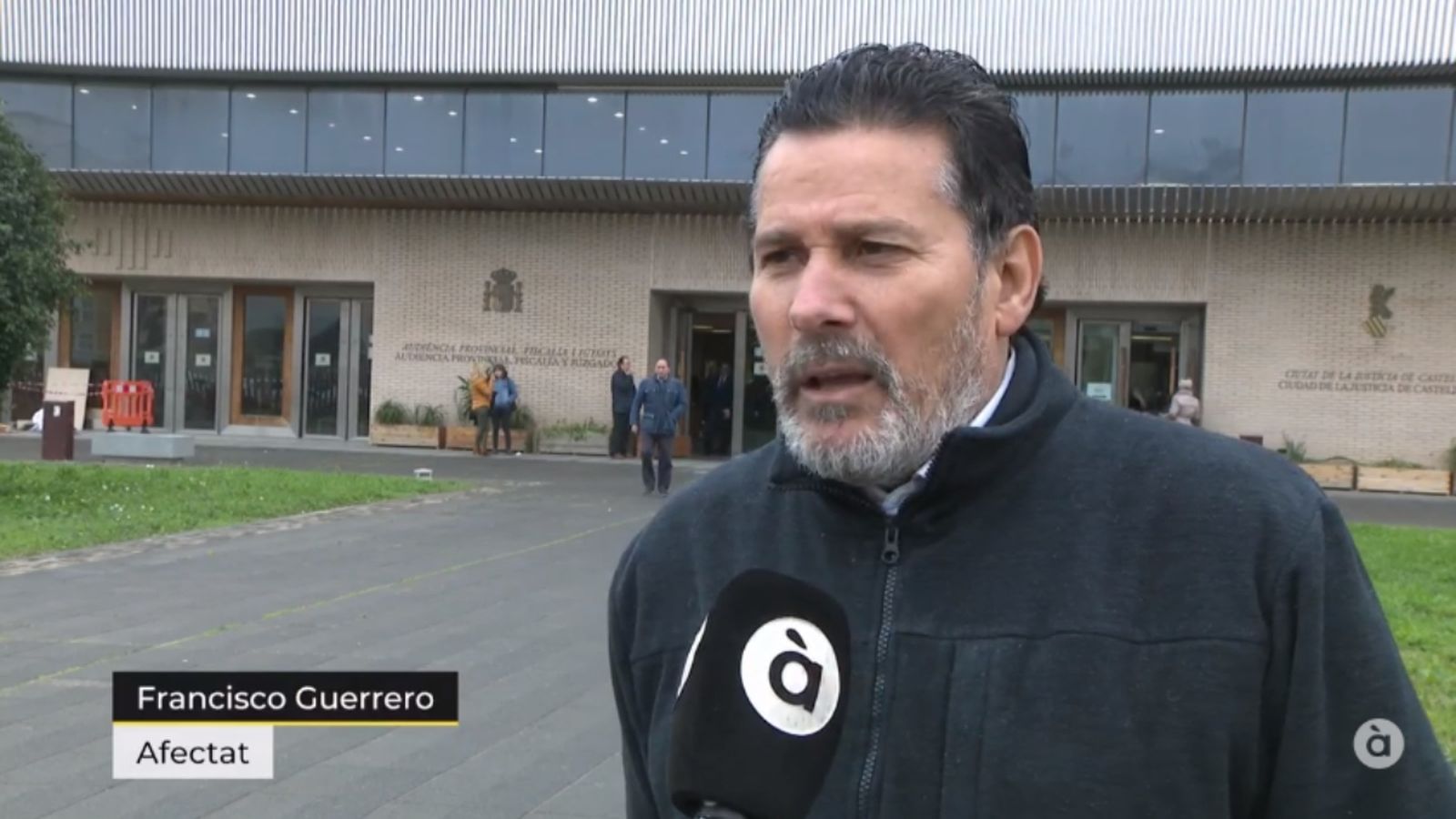 Francisco Guerrero, en una imatge d'arxiu davant dels jutjats de Castelló
