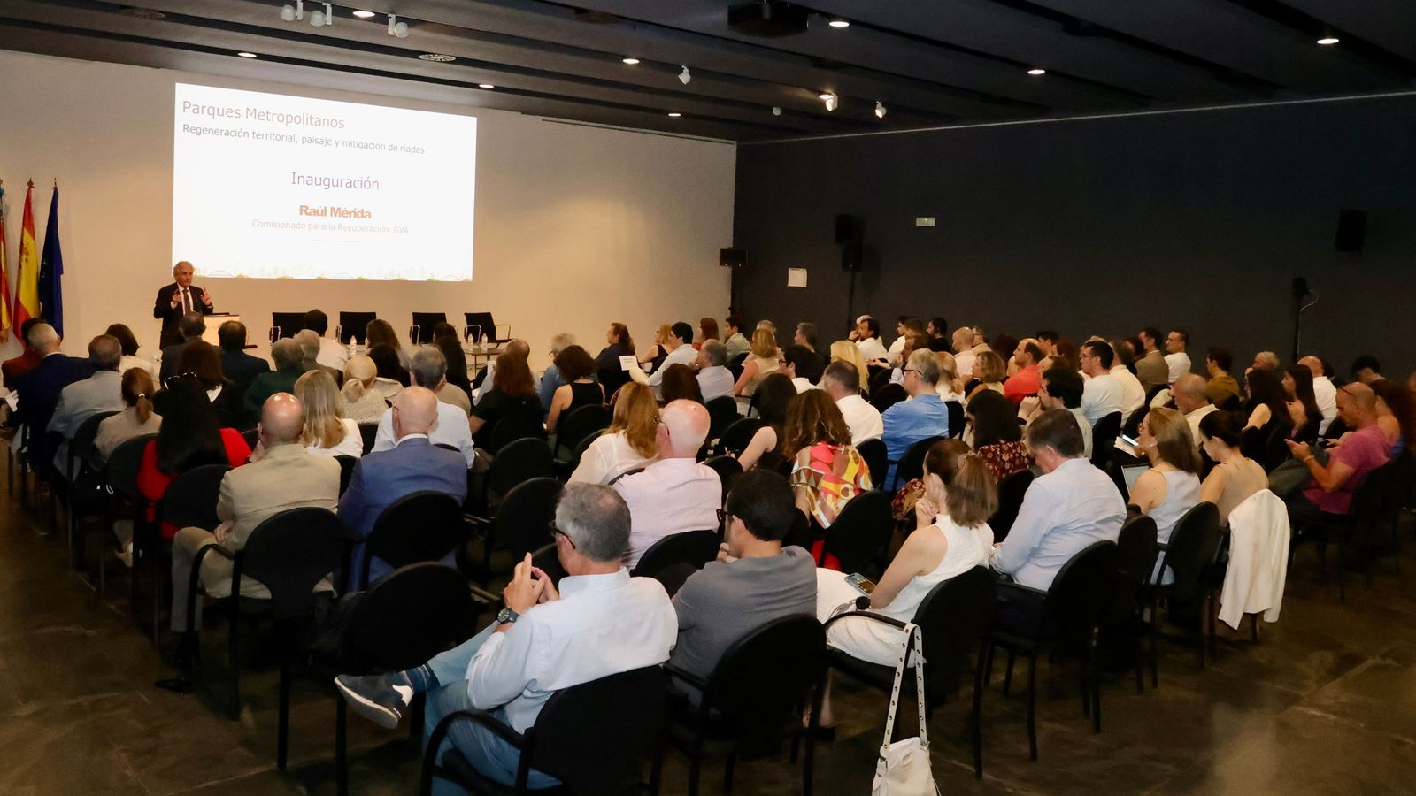 Jornada sobre els parcs metropolitans que s'ha celebrat este dijous i que ha inagurat Raúl Mérida