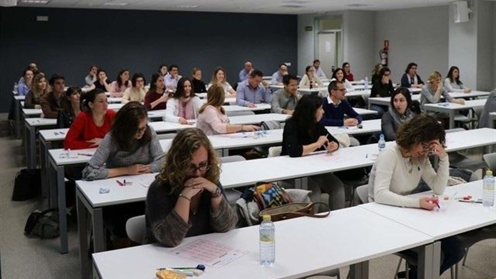 Imatge d'arxiu dels opositors a les places de docents de secundària en una imatge d'arxiu