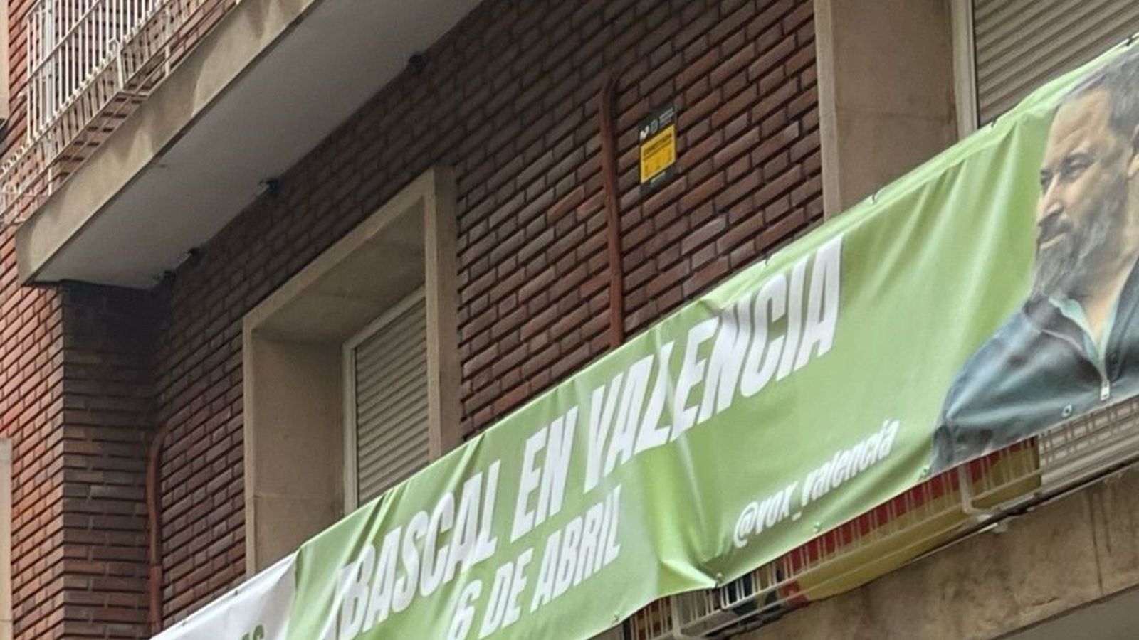 EuropaPress 6622237 imagen pancarta vox