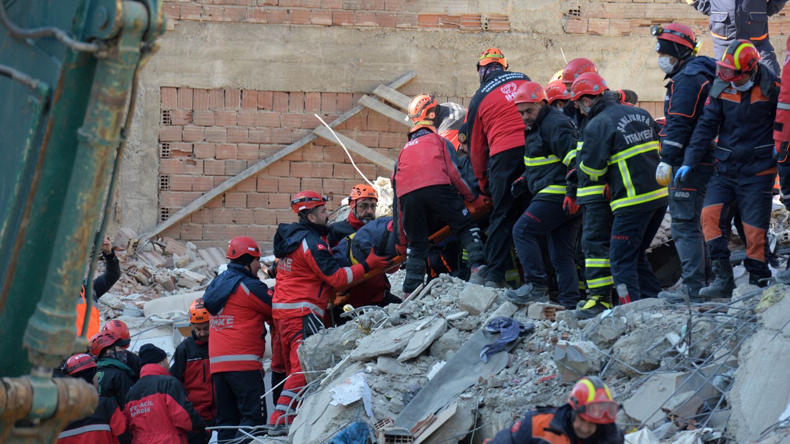 Ja en són 35 els morts pel terratrémol a Turquia