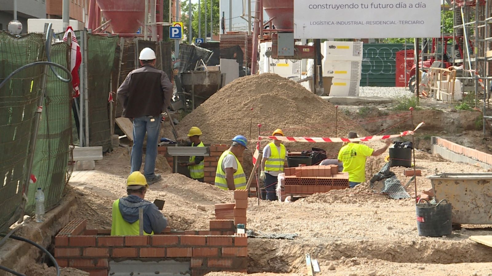El sector de la construcció es ressent a causa de l'augment del preu de les matèries primeres