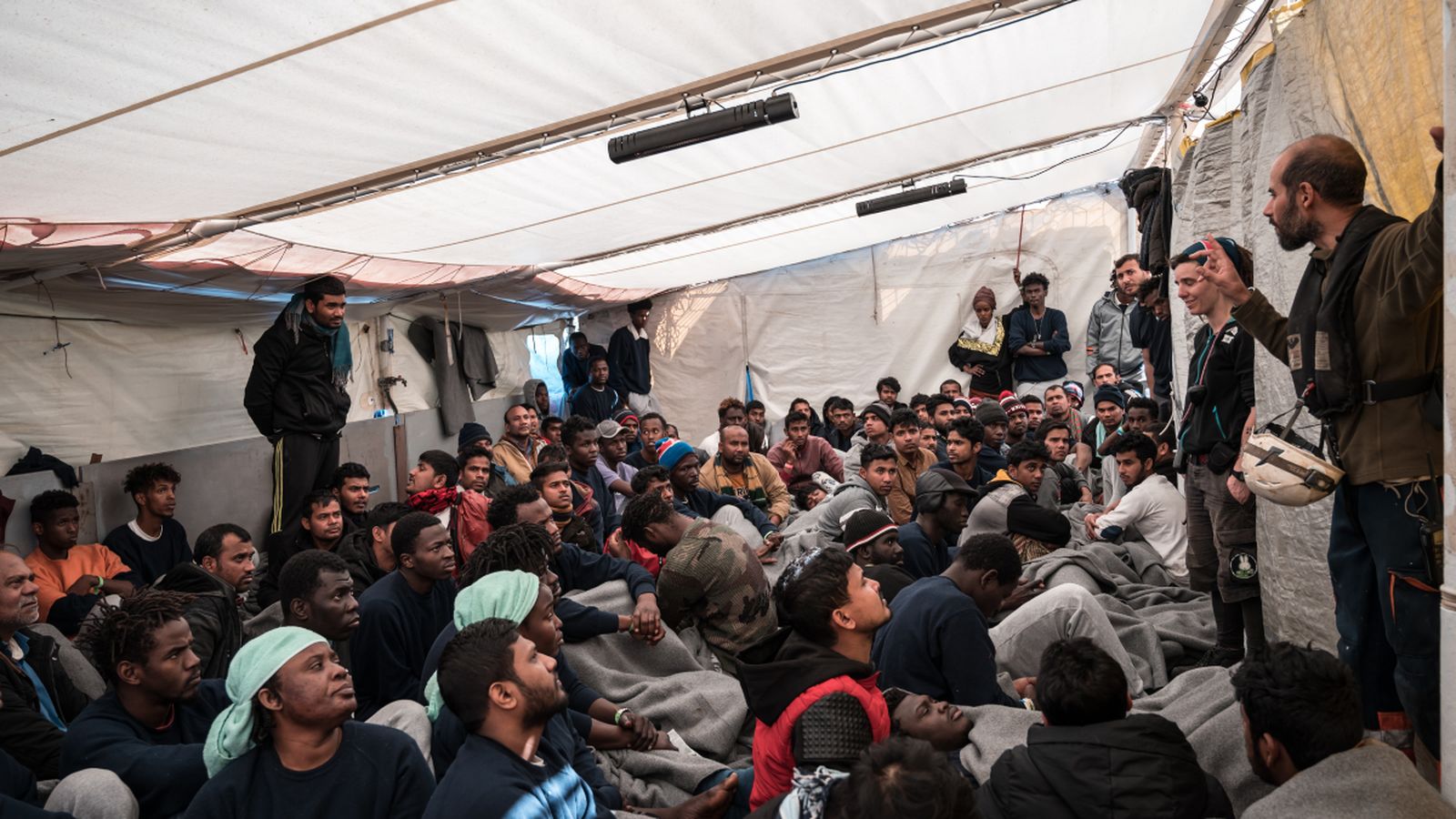 L’embarcació de Sea Watch du a bord quasi dos centenars de migrants