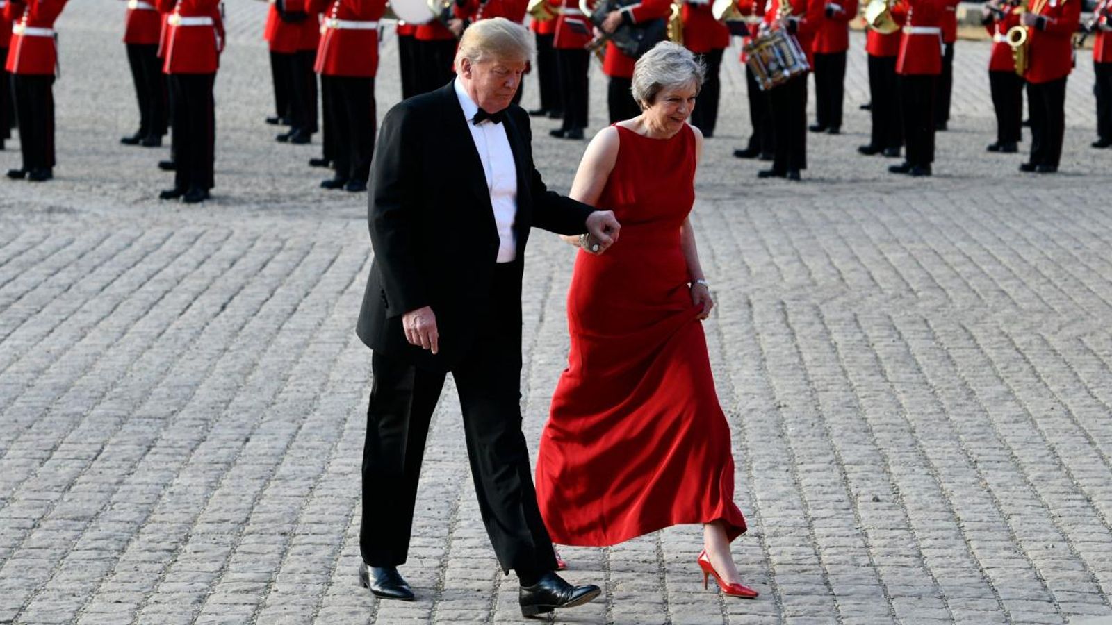 La primera ministra britànica Theresa May rep al president nord-americà, Donald Trump al palau de Blenheim