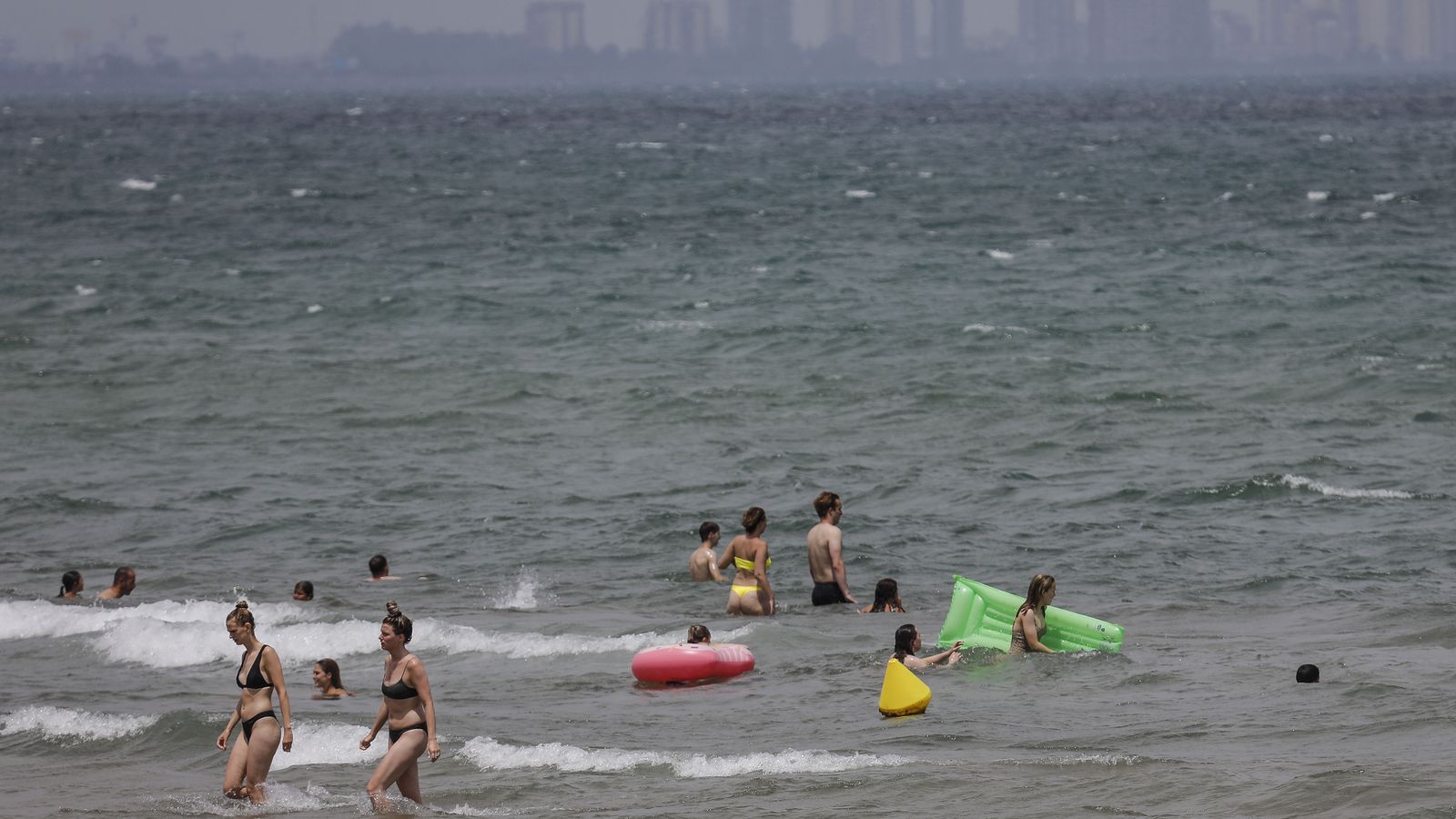 La platja de la Malvarrosa, el passat juliol