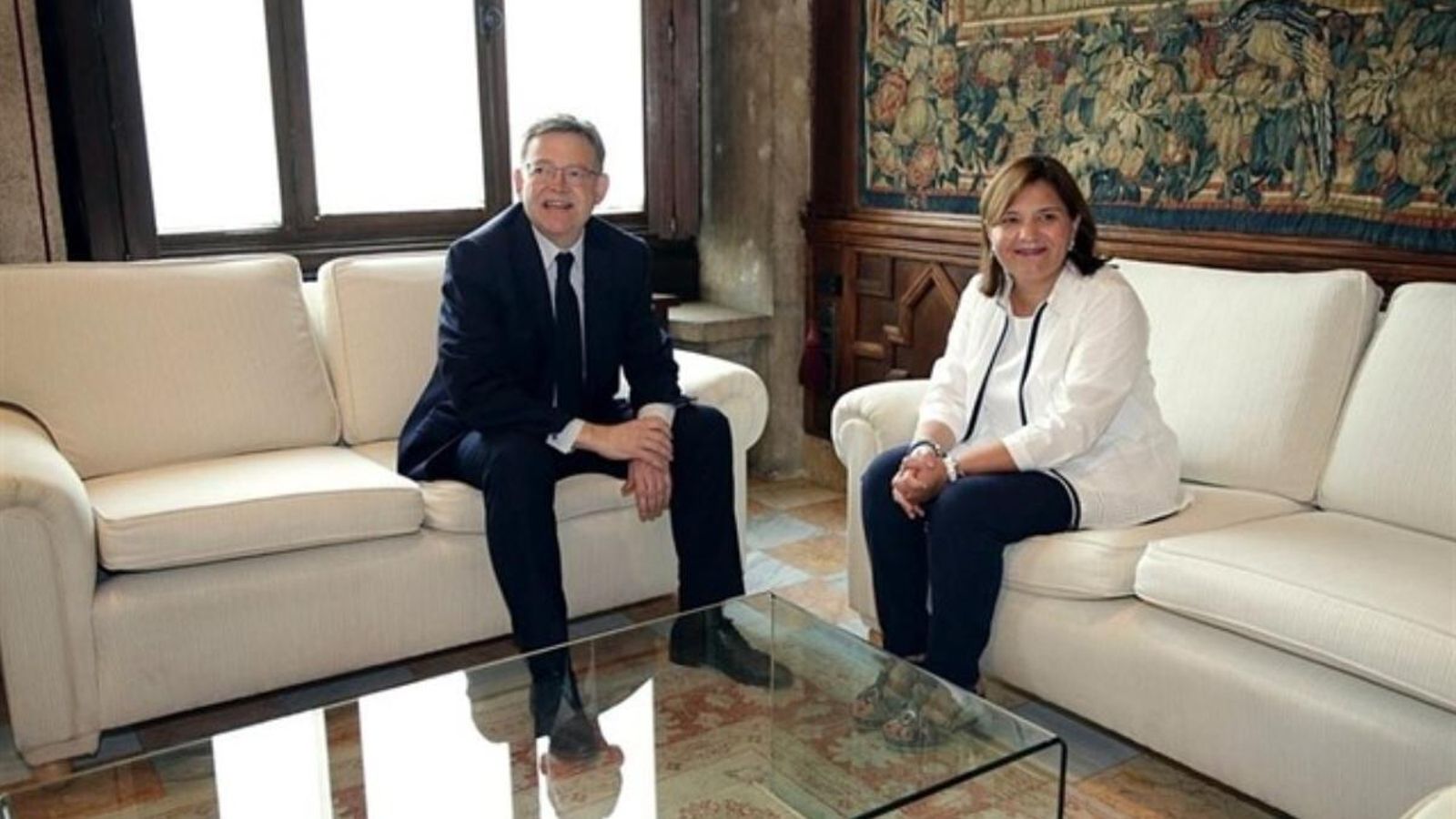 El president Ximo Puig i la líder del PPCV, Isabel Bonig, en una imatge d'arxiu