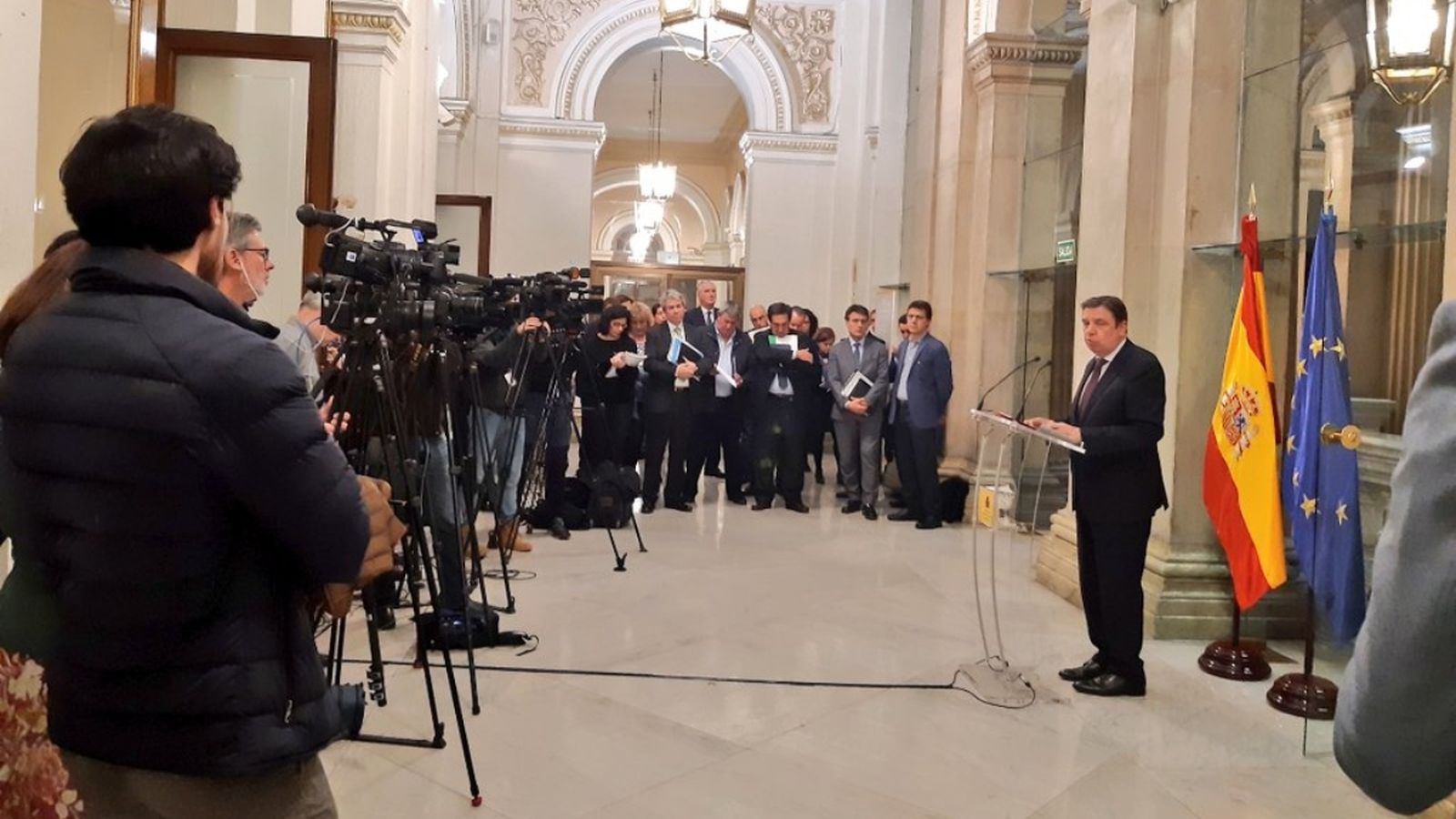 El ministre d'Agricultura Luis Planas en roda de premsa posterior a la reunió