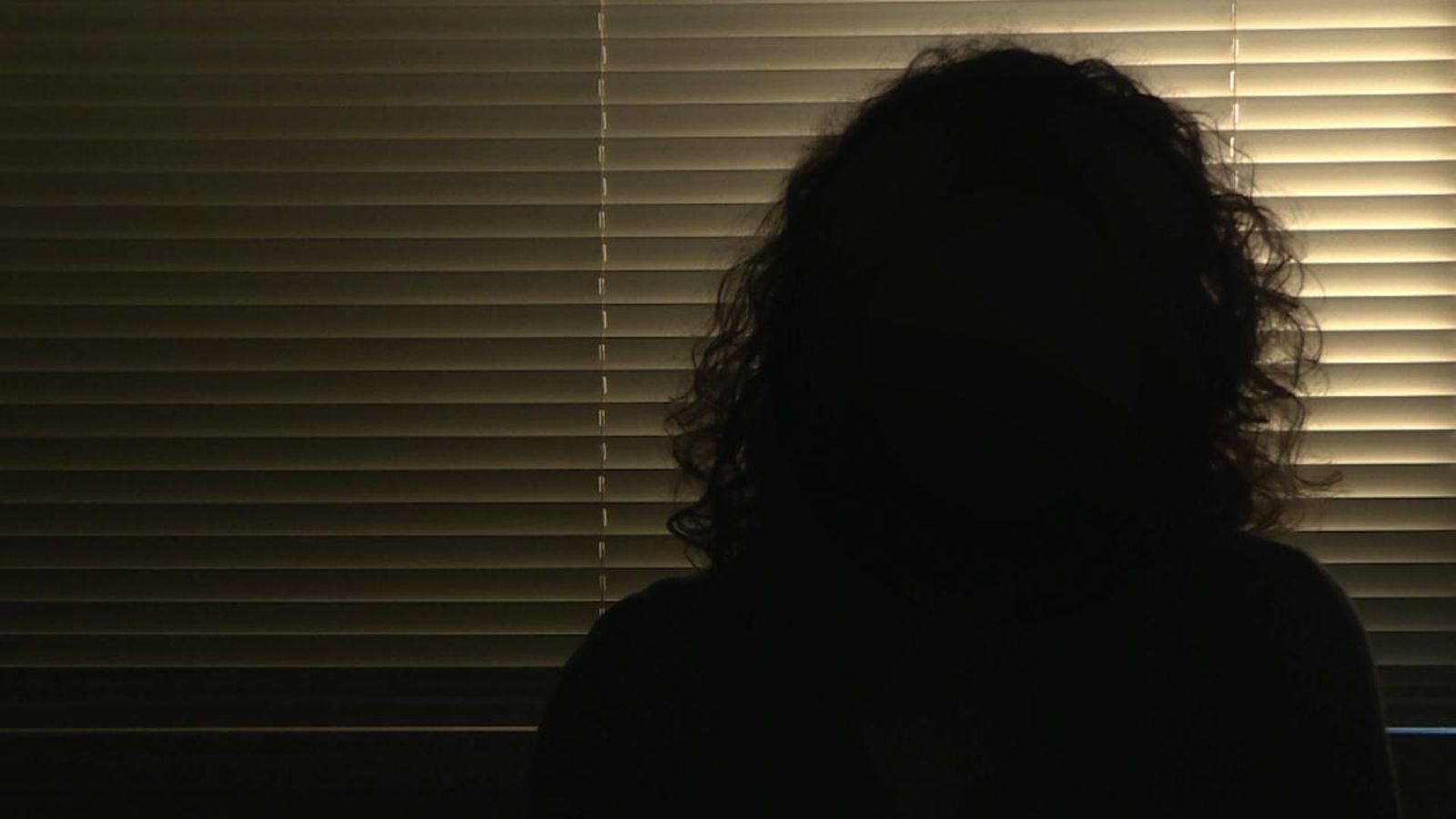 Víctimes de violència vicària: “La por més gran que tenim és que els facen alguna cosa als nostres fills”