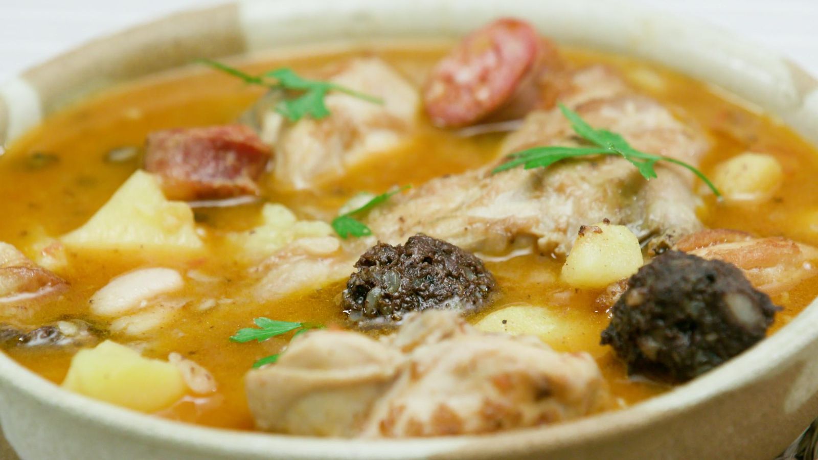 Pisto de fesols amb conill