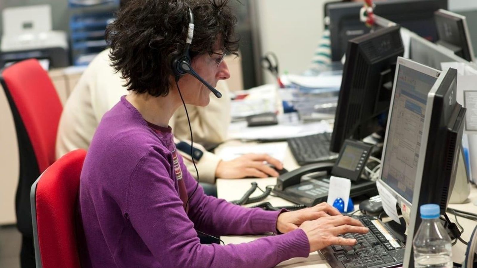 Una teleoperadora, en una imatge d'arxiu