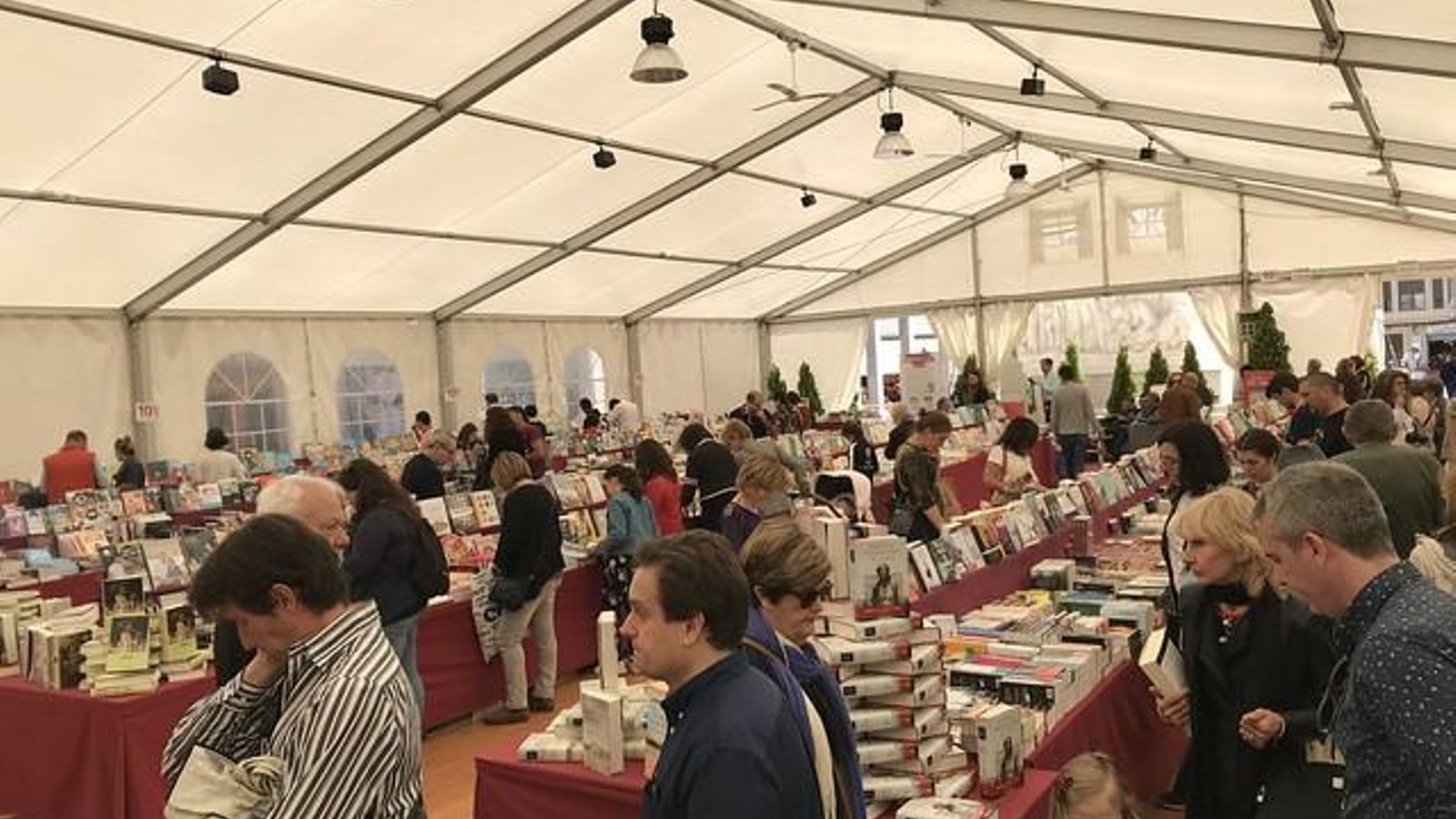 Una edició anterior de la fira del llibre de Castelló