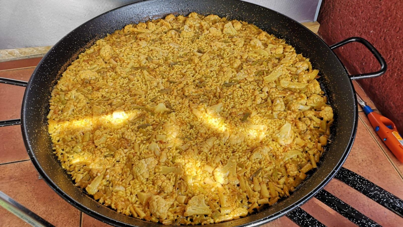 Arròs de floricol, alls tendres i abadejo, popular a moltes comarques