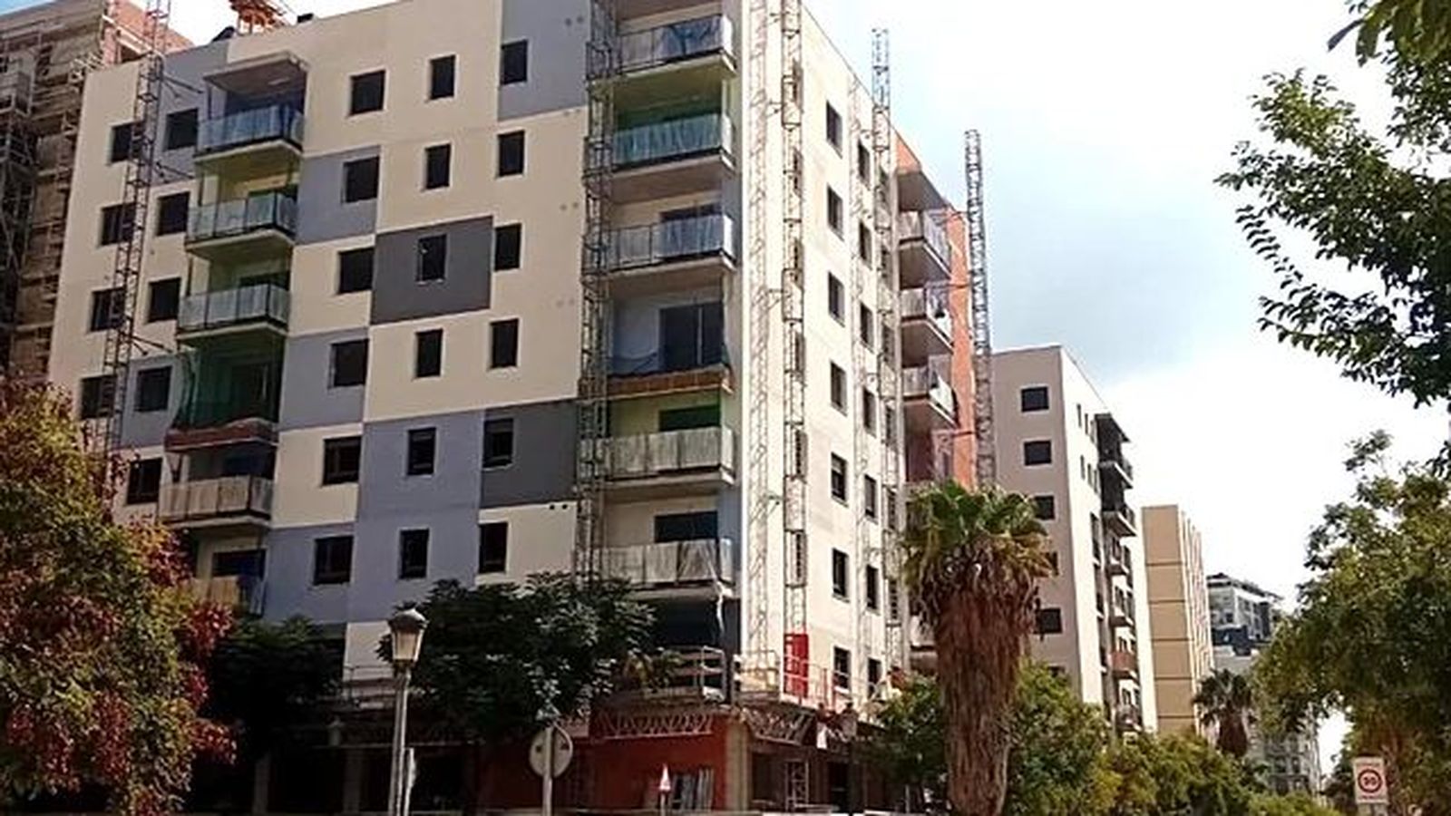 Edifici adquirit per l'Ajuntament de València a Patraix a través d'una permuta amb Domio