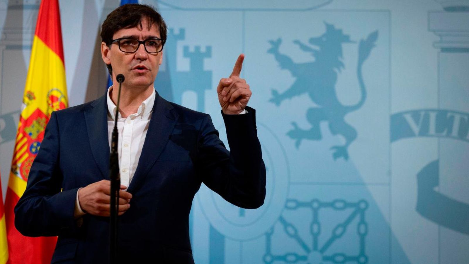 El ministre de Sanitat, Salvador Illa, durant una roda de premsa aquest dissabte