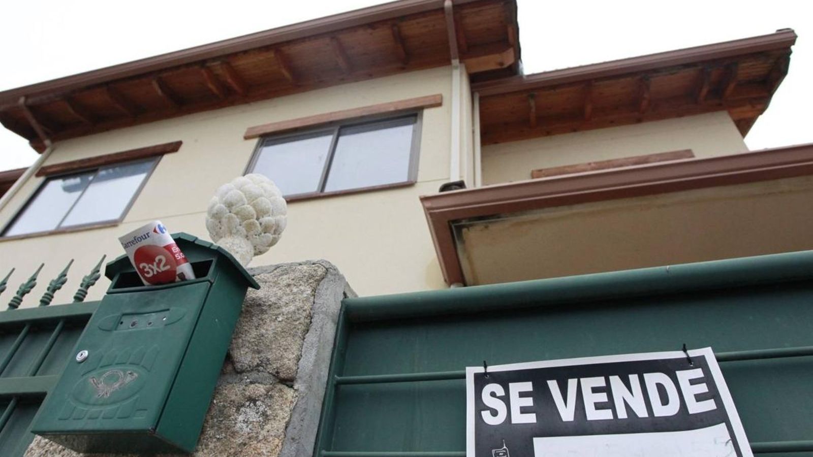 La compravenda d'immobles a la Comunitat Valenciana cau un 33,6% en taxa interanual