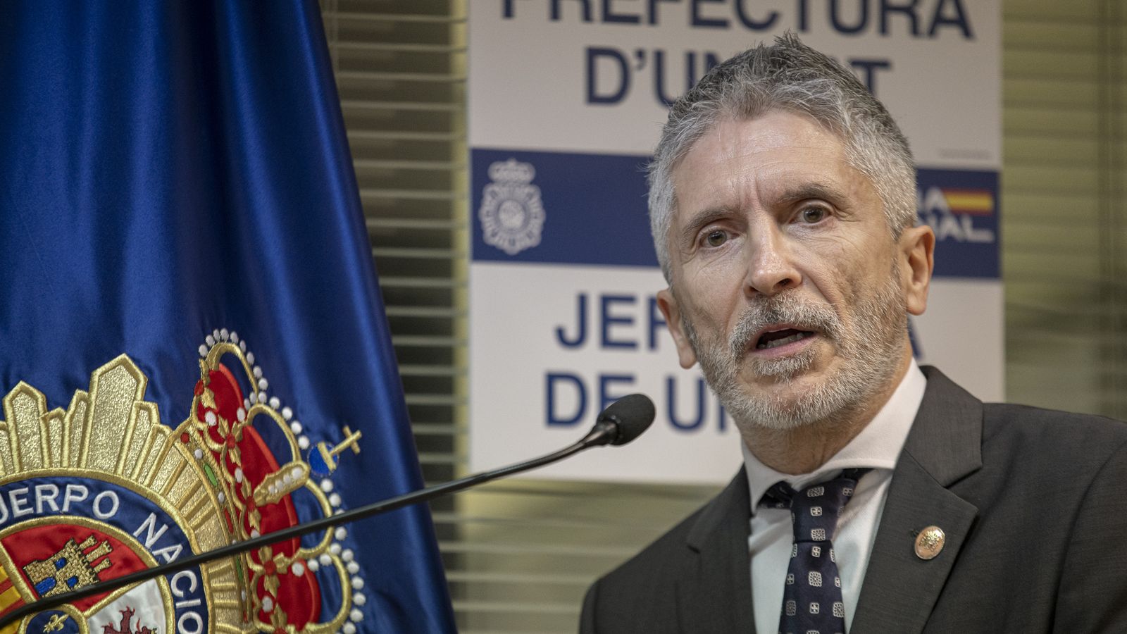 El ministre de l'Interior, Fernando Grande-Marlaska, intervé durant l'inauguració de les noves instal·lacions de la Unitat de Dcocumentació de la Policia Nacional